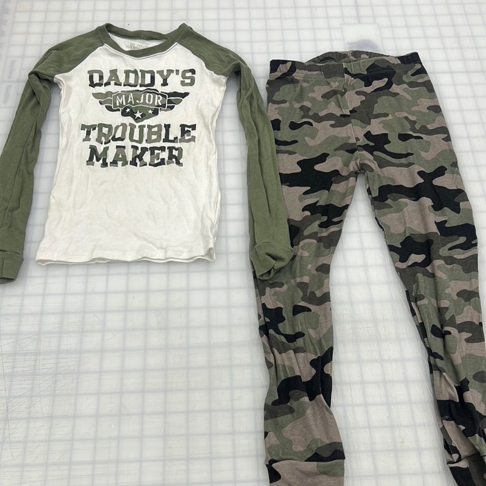 Army fatigued toddler 5T pajama set